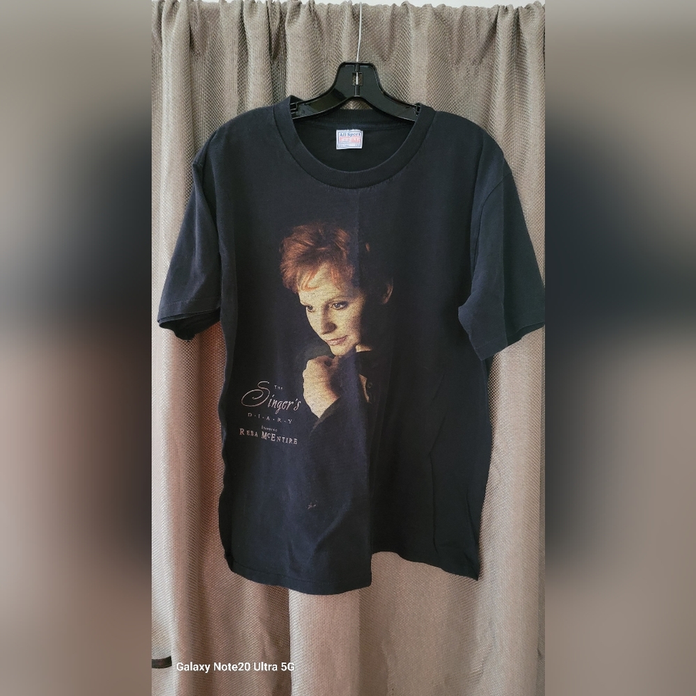 RARE AUTHENIC REBA MCENTIRE SINGERS DIARY CONCERT T-shirt  large